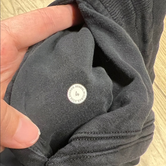 lululemon athletica Black Slim Cuffed Joggers - Picture 5 of 8